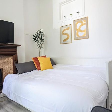 Friends Room Edinburgh Bagian luar foto